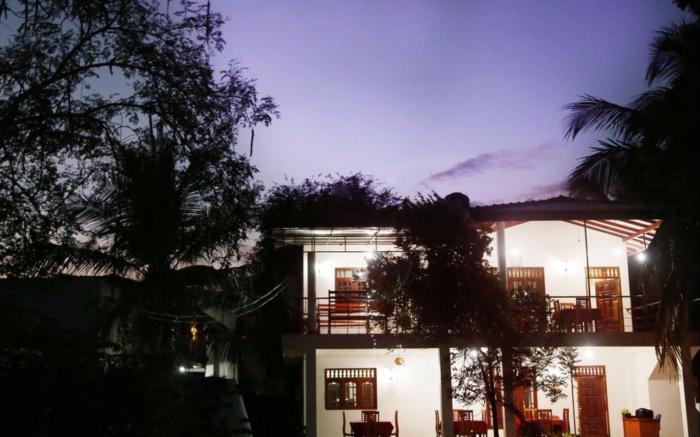 Freedom Lodge Thissamaharama