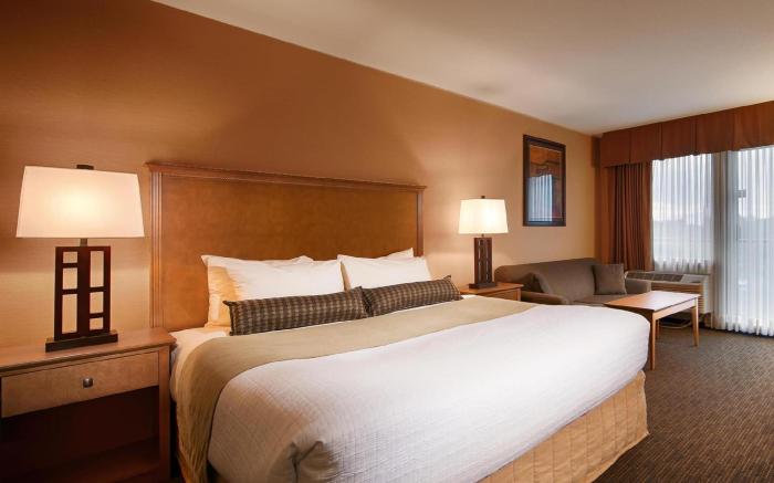 BEST WESTERN PLUS Mission City Lodge