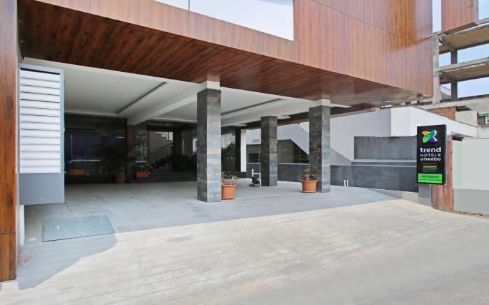 Itsy Hotels Jansi Residency