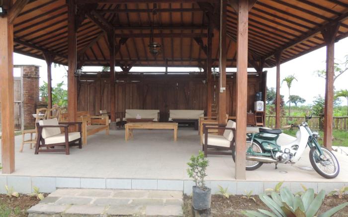 Singgasana Villa & Resto