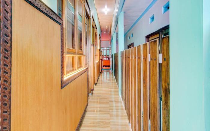 OYO 90179 Sybilla Cafe & Homestay