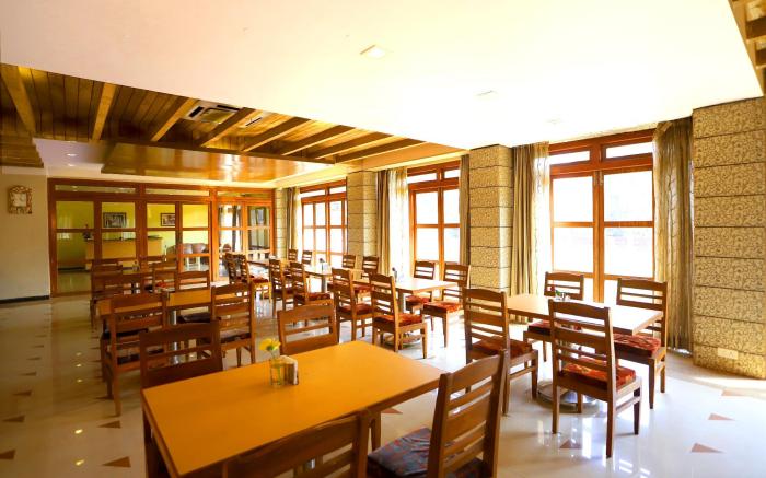 Kohinoor Highway Resort