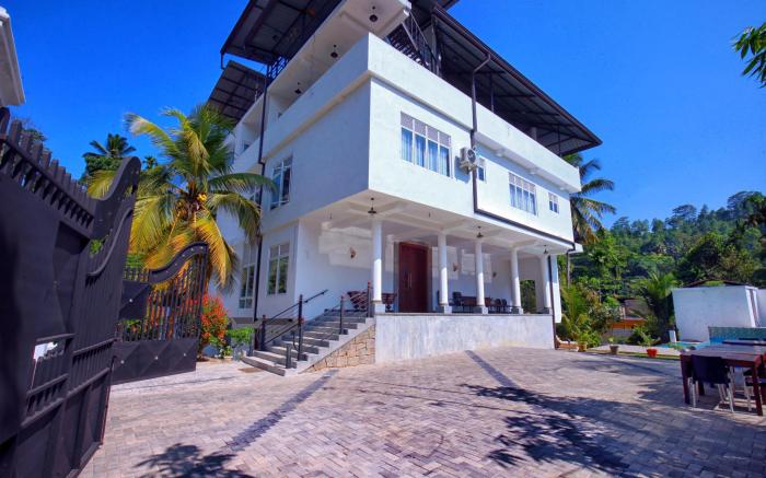 lavenro hotel & resort