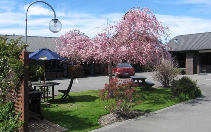 Aston Court Motel