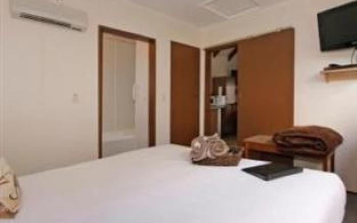 Big Five Motel