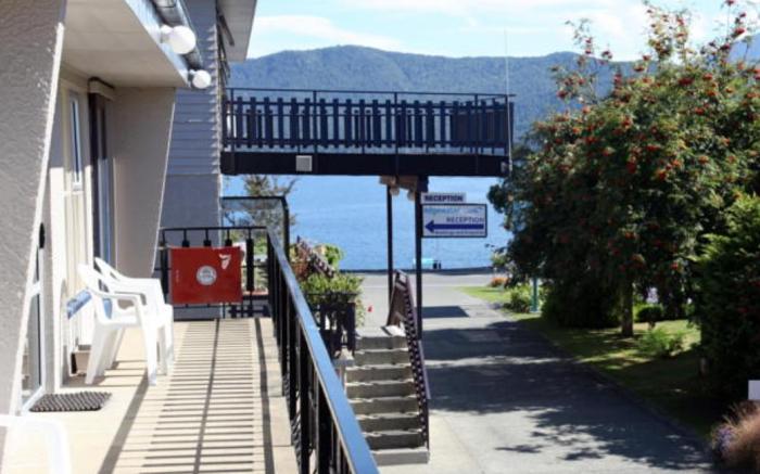 Edgewater Motel