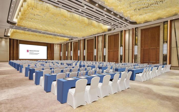 Hualuxe Suzhou Bay Hot Spring Resort By IHG