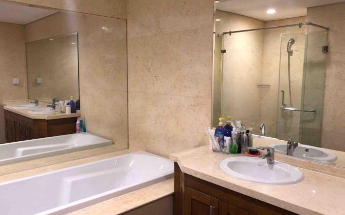 Royal City 3 bedrooms Services Residence