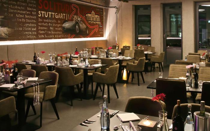 V8 Hotel Motorworld Region Stuttgart