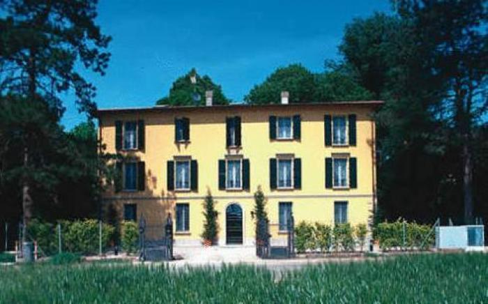 Residence Alle Scuole Country House