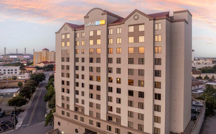Sonesta ES Suites San Antonio Downtown Alamo Plaza