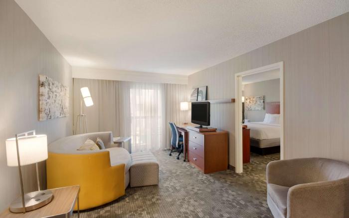 Sonesta Select Huntington Beach Fountain Valley