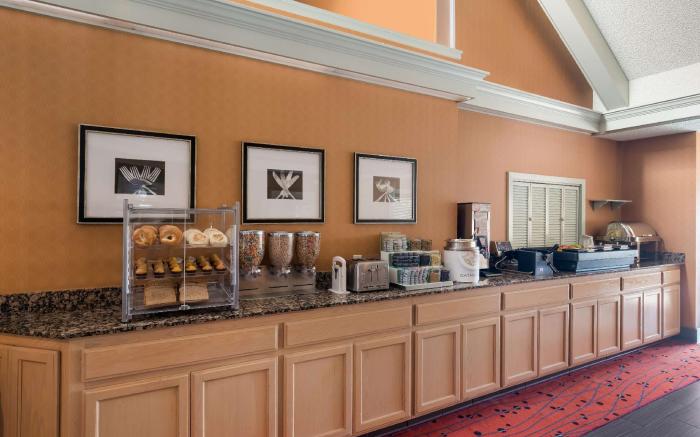 SenS Suites Livermore, SureStay Collection by Best Western