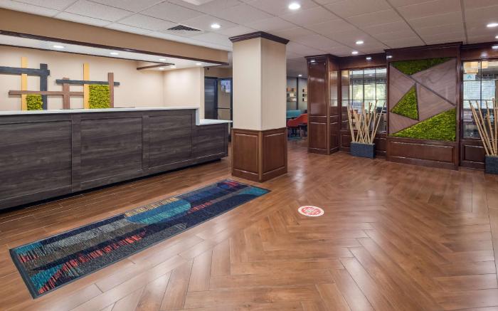 Best Western Plus Lexington Inn