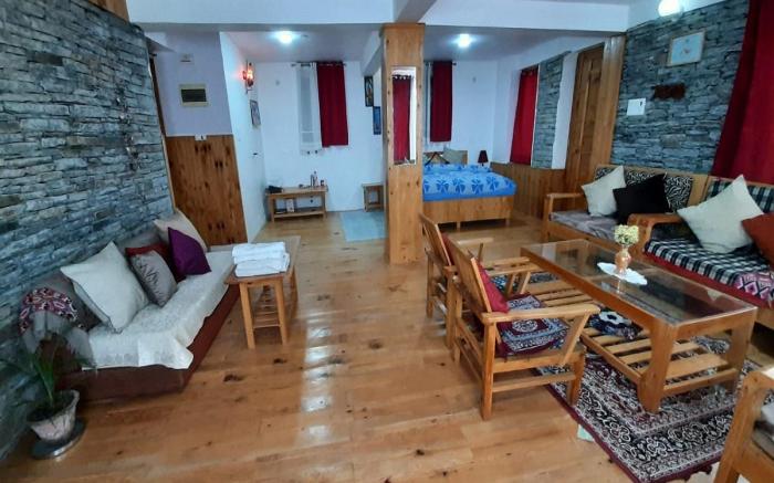 Ishan log huts- A Boutique Homestay-since 1999