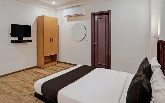 Super Townhouse Sector 57 Near Bestech Central Square Mall
