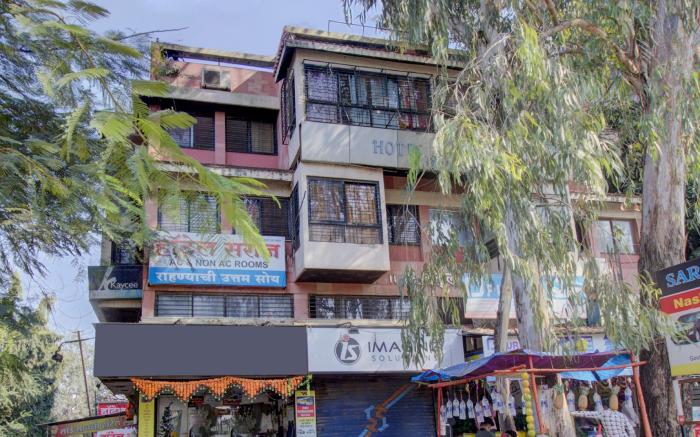 Hotel O Saroj