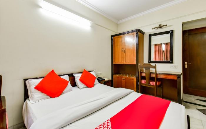 OYO 76778 Hotel Guru International