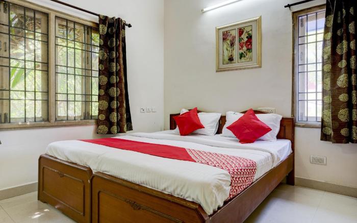 Hotel O J2 Service Apartment