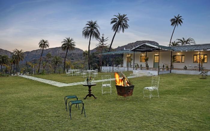 The Mount Bungalow Mount Abu