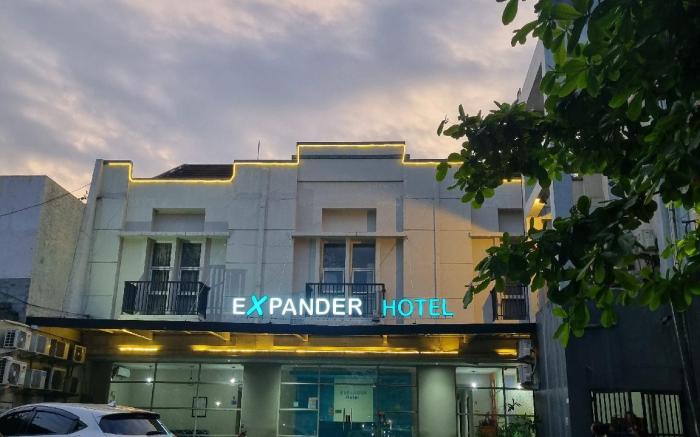 EXPANDER HOTEL Semarang (Formerly CityOne)