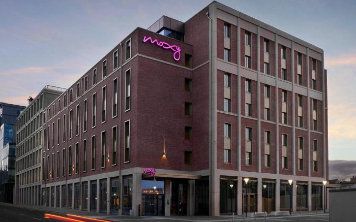 Moxy Edinburgh Fountainbridge