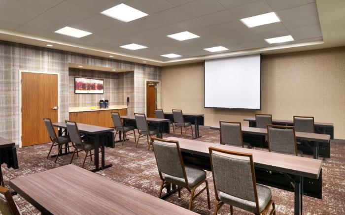 Courtyard by Marriott Atlanta Duluth Downtown