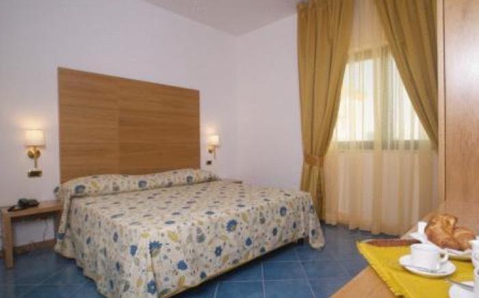 City Hotel