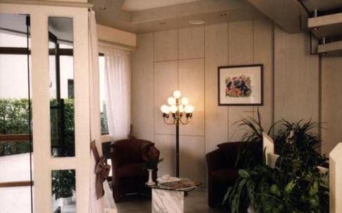 Hotel Apart