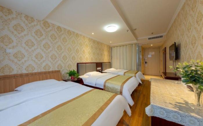 Shell Hotel Huaibei Jinying Plaza Long Distance Bus Station