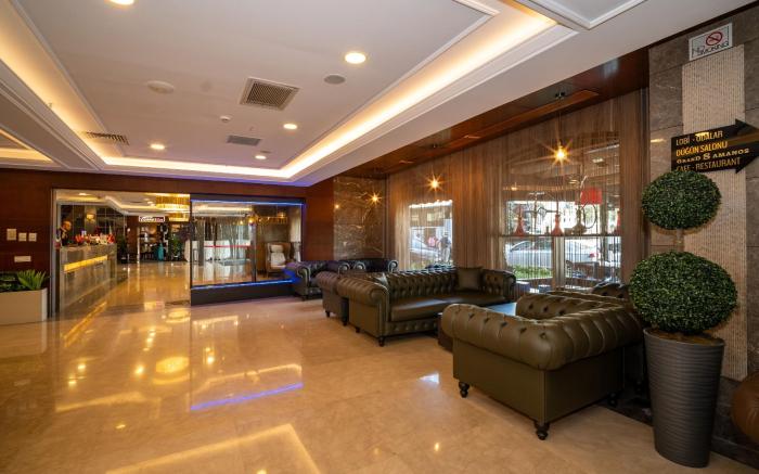 Grand S Hotel