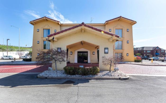 Motel 6 Knoxville, TN