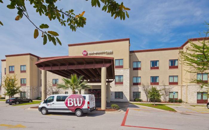 Best Western Plus Austin Airport Inn and Suites