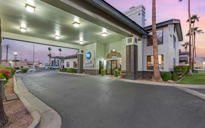 Best Western Superstition Springs Inn