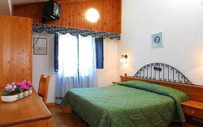 Hotel Iris