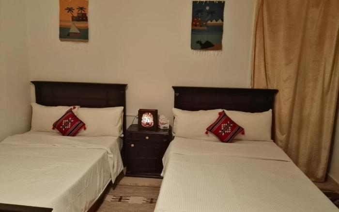 Atlantis Pyramids Inn