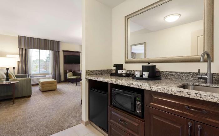 Hampton Inn & Suites San Bernardino