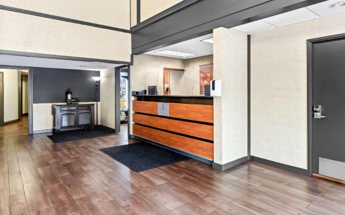 Red Lion Hotel Portland Airport