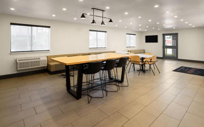 Ramada by Wyndham York Harrisburg Hershey