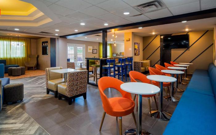 Best Western Plus Newport News Inn and Suites