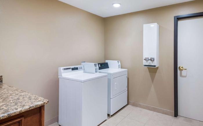 Best Western Temple Inn and Suites