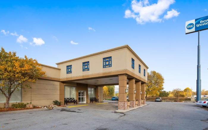 Best Western Crossroads of the Bluffs
