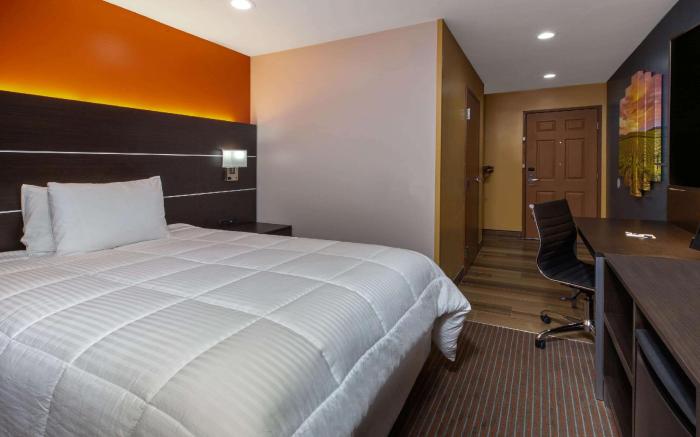 Hotel Vinea, a Travelodge by Wyndham