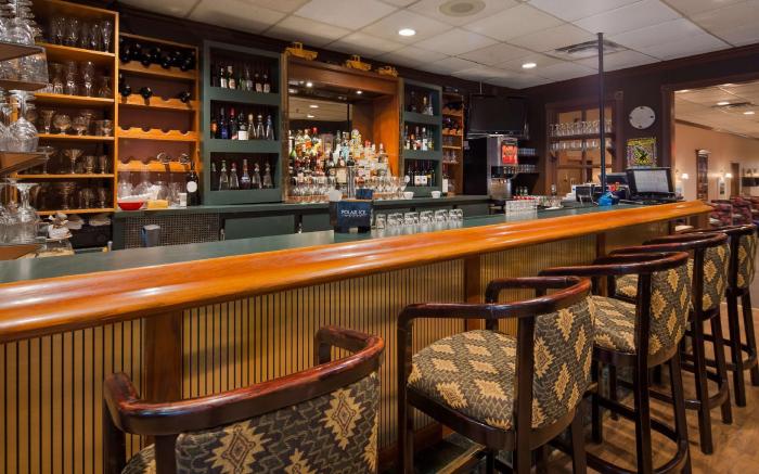 Best Western Voyageur Place Hotel