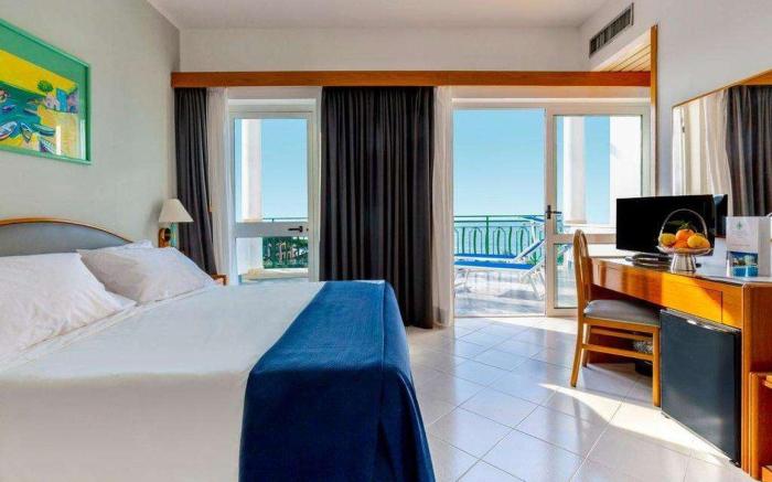 Hotel Carlton International