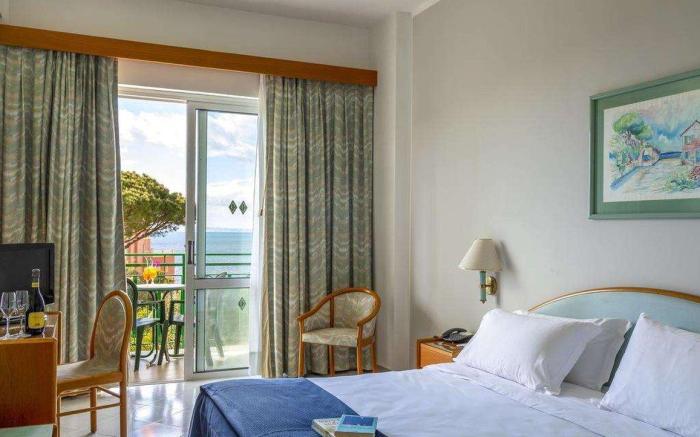 Hotel Carlton International