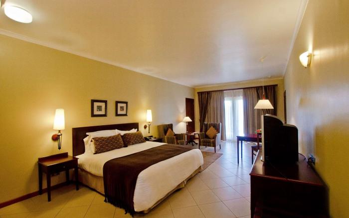 Hotel White Sands Resort and Conference Centre