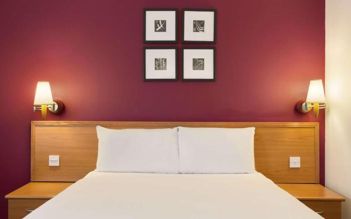 Days Inn by Wyndham Peterborough