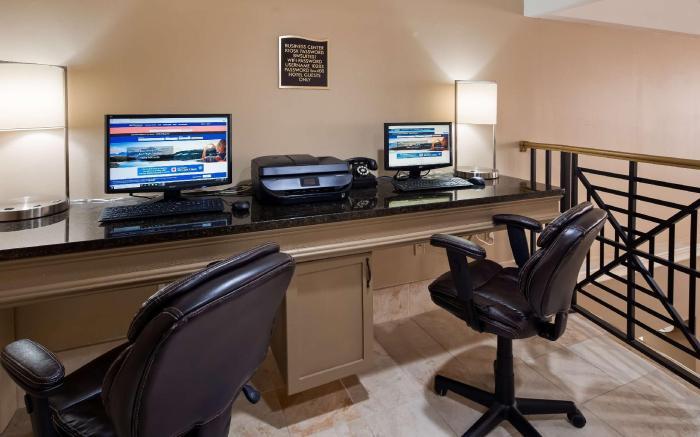 Best Western Plus Ambassador Suites Venice