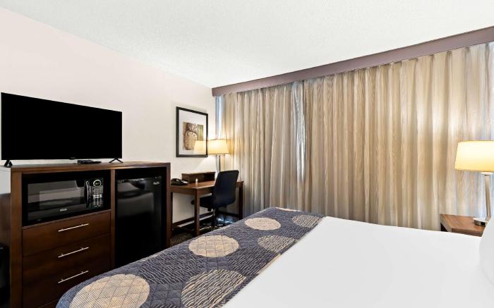 Best Western Yacht Harbor Hotel
